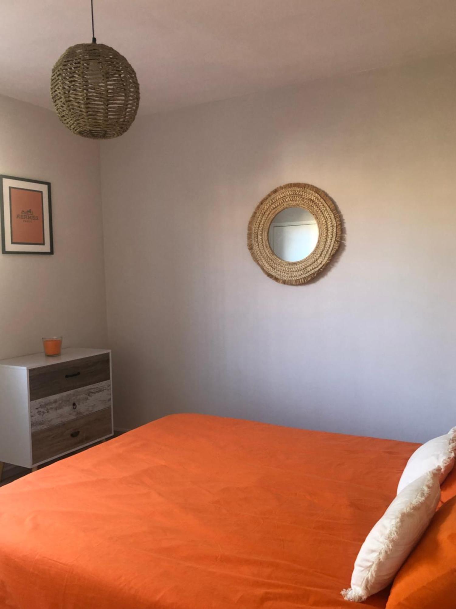 Colors By Reine Du Sud, Proche Des Grands Buffets Apartment Нарбон Екстериор снимка